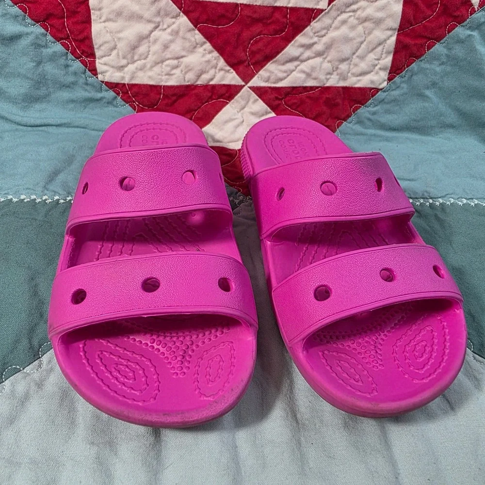 Crocs Classic Sandal Kids Electric Pink Size C12 Double Strap Slip Ons